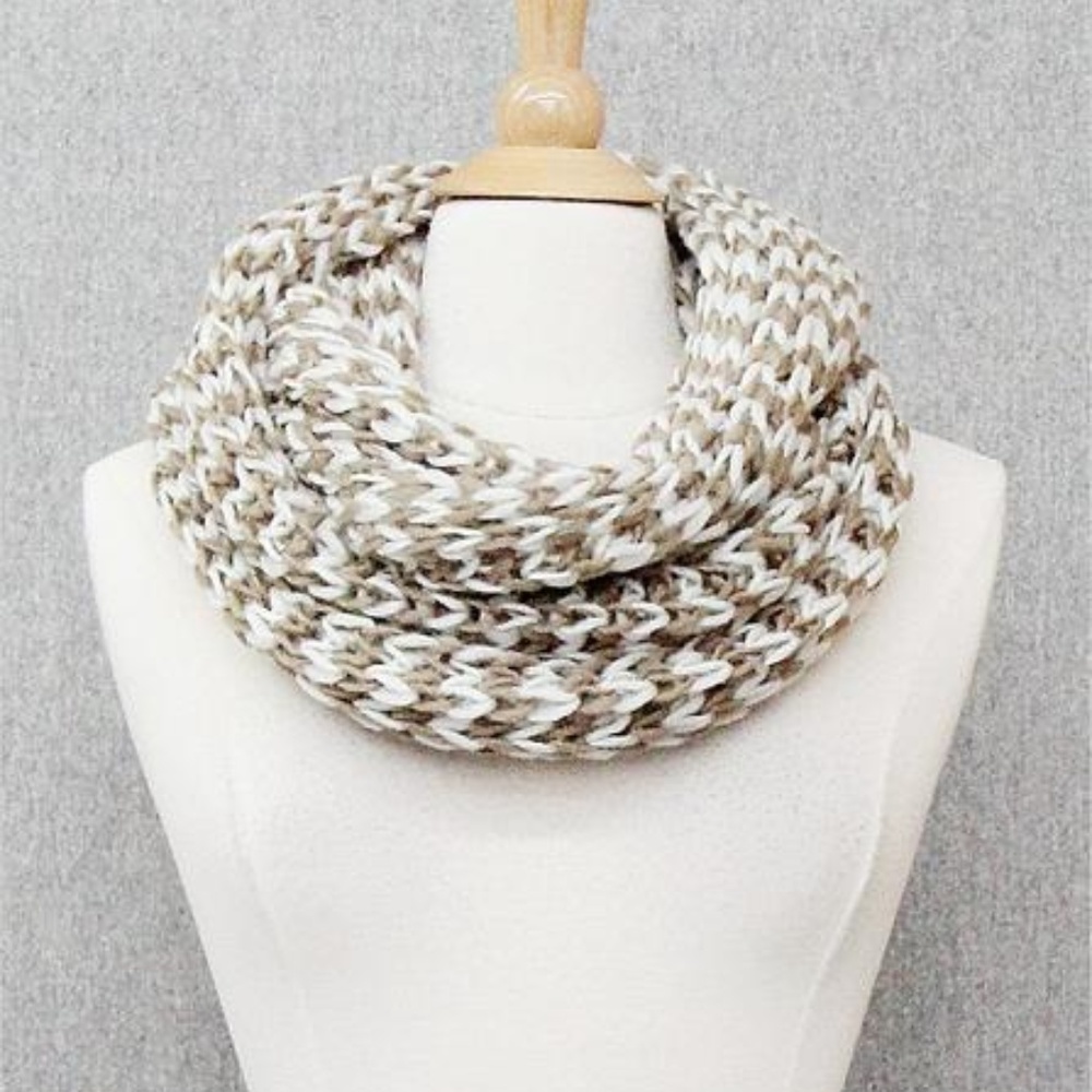 Chunky Knit Two-tone Scarf {NWT}